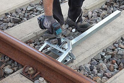 230719_FA-spot-Montage-Schnellklemme