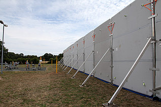 230718_spot-laermschutz-wand